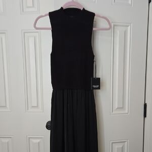 Vera Wang SimplyVera Sleeveless Maxi Dress
